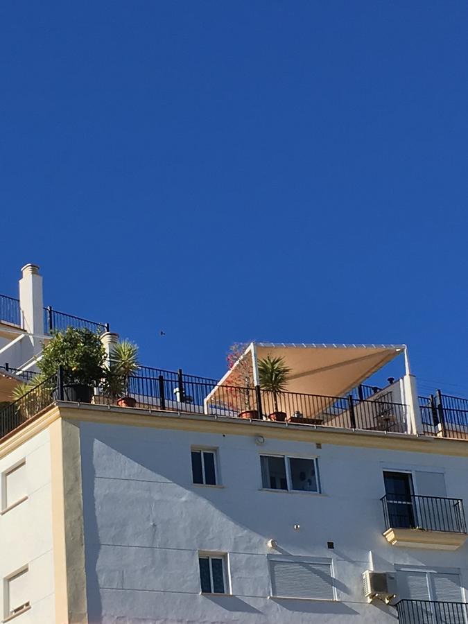 Penthouse Alora Apartment Exterior photo