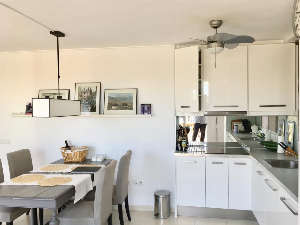 Penthouse Alora Apartment Exterior photo